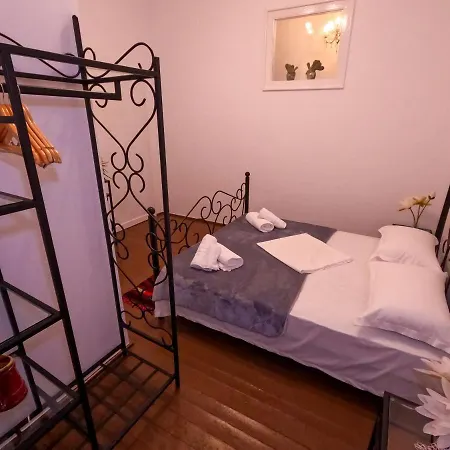 Intown بيت ضيافة *