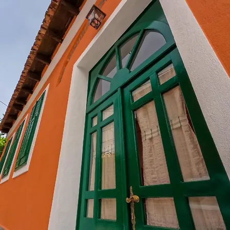 Maison d'hôtes Intown Shkodër