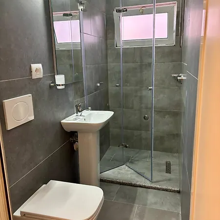 Πανσιόν Intown 3*