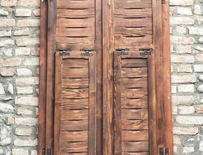 게스트하우스 Intown Shkodër